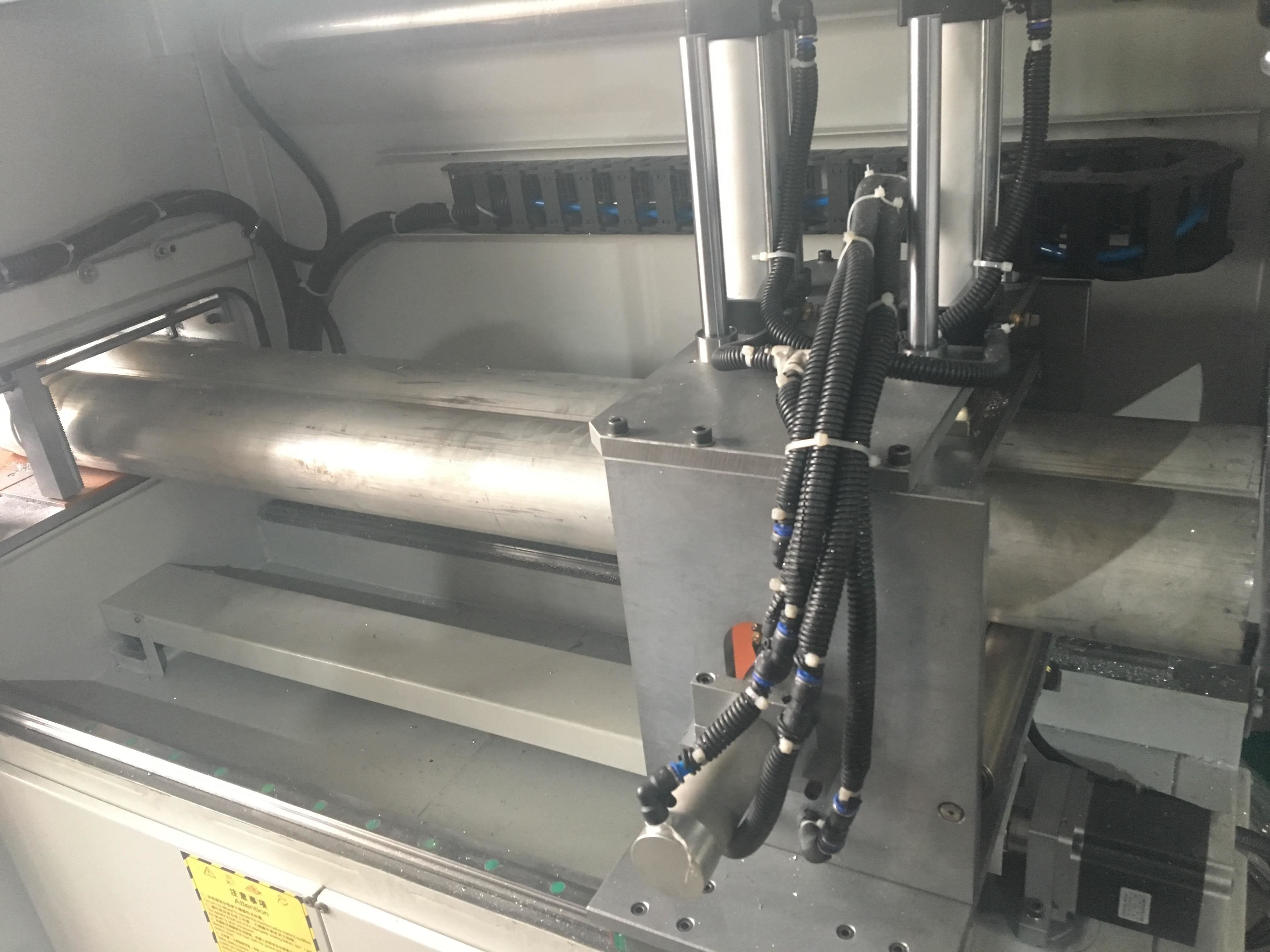 全自動鋸鋁機(jī)陸續(xù)訂購3臺用于鋁材切割，已合作3年